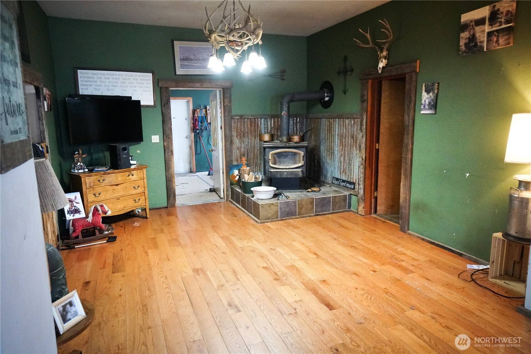 Loomis, WA 98827,1112 Loomis Oroville RD