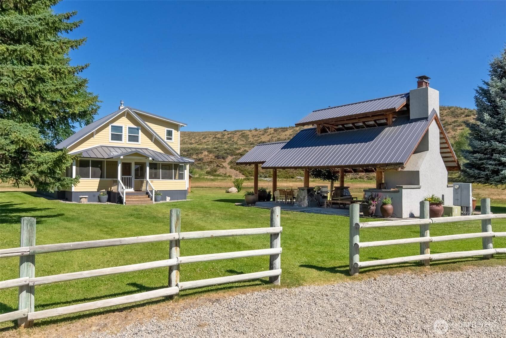 Winthrop, WA 98862,19211 State Route 20