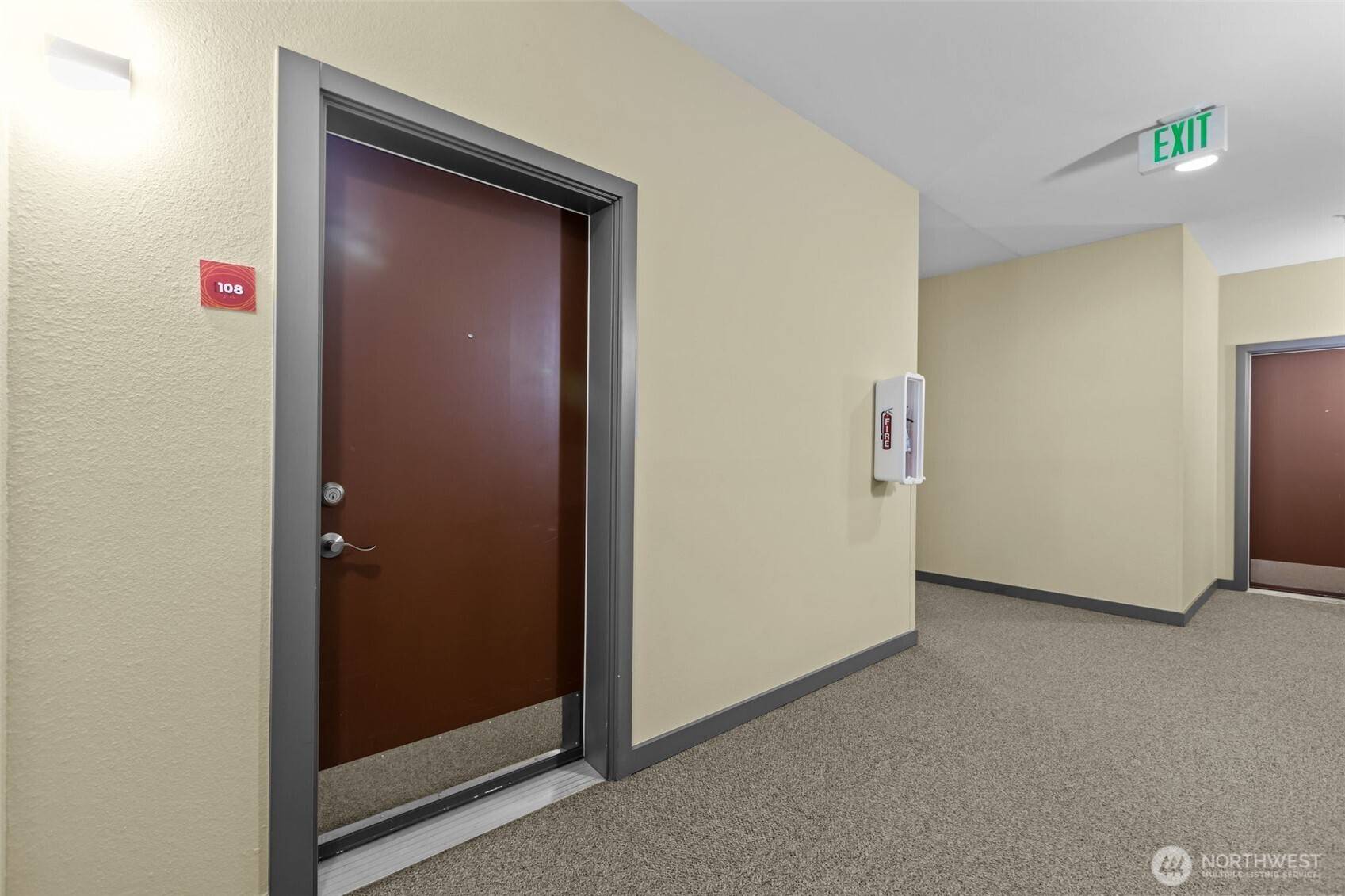 Renton, WA 98057,225 Logan AVE S ##108