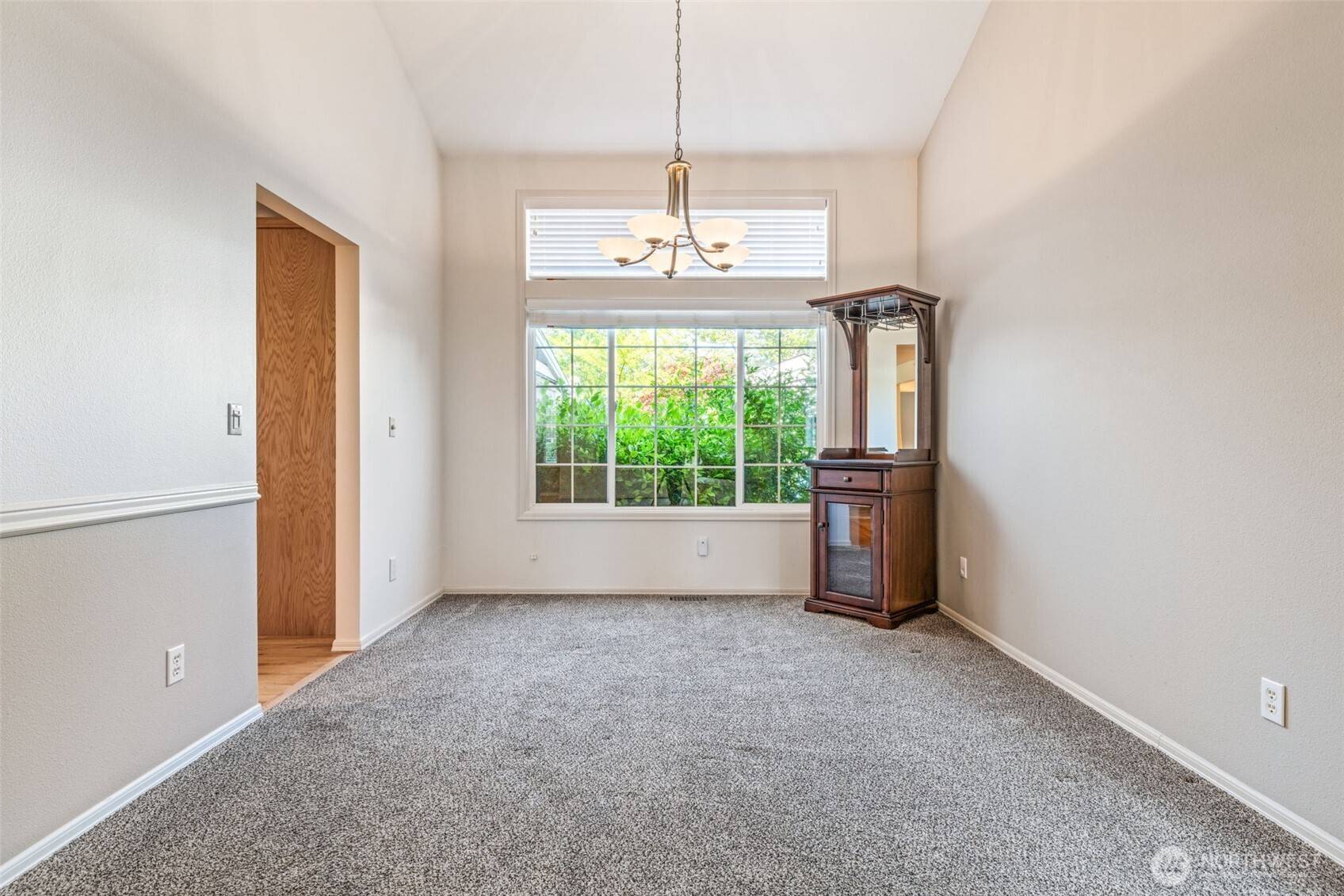 Tacoma, WA 98406,915 N Laurel LN