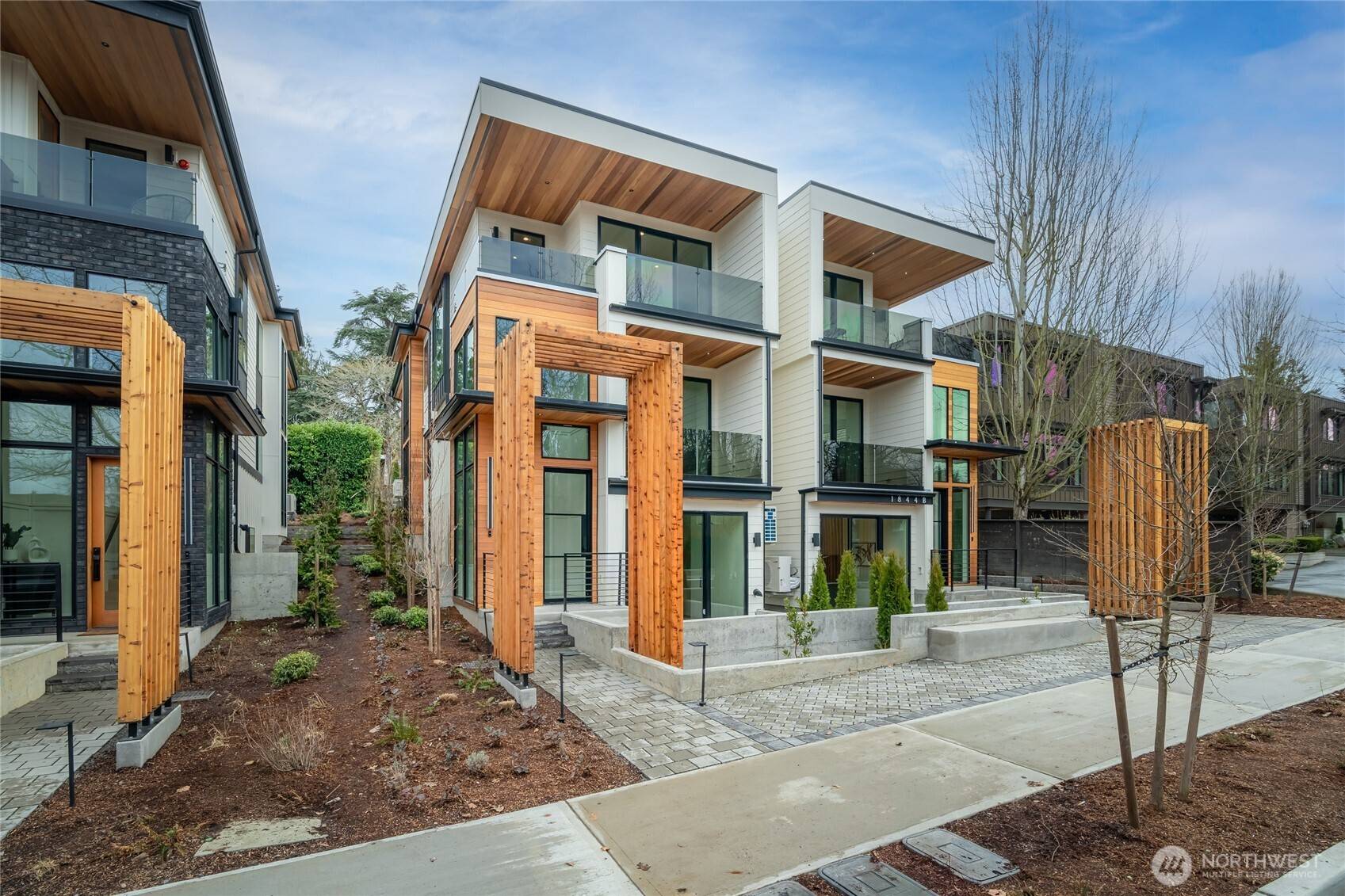 Kirkland, WA 98033,1844 Market ST #1
