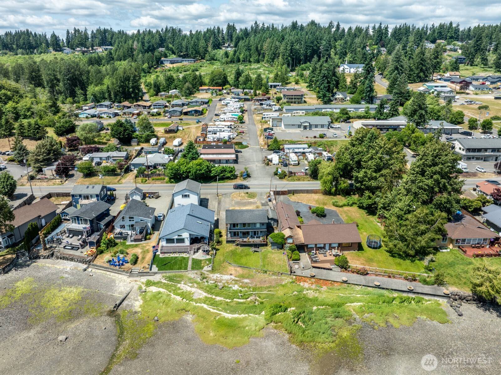 Allyn, WA 98524,18280 E State Route 3