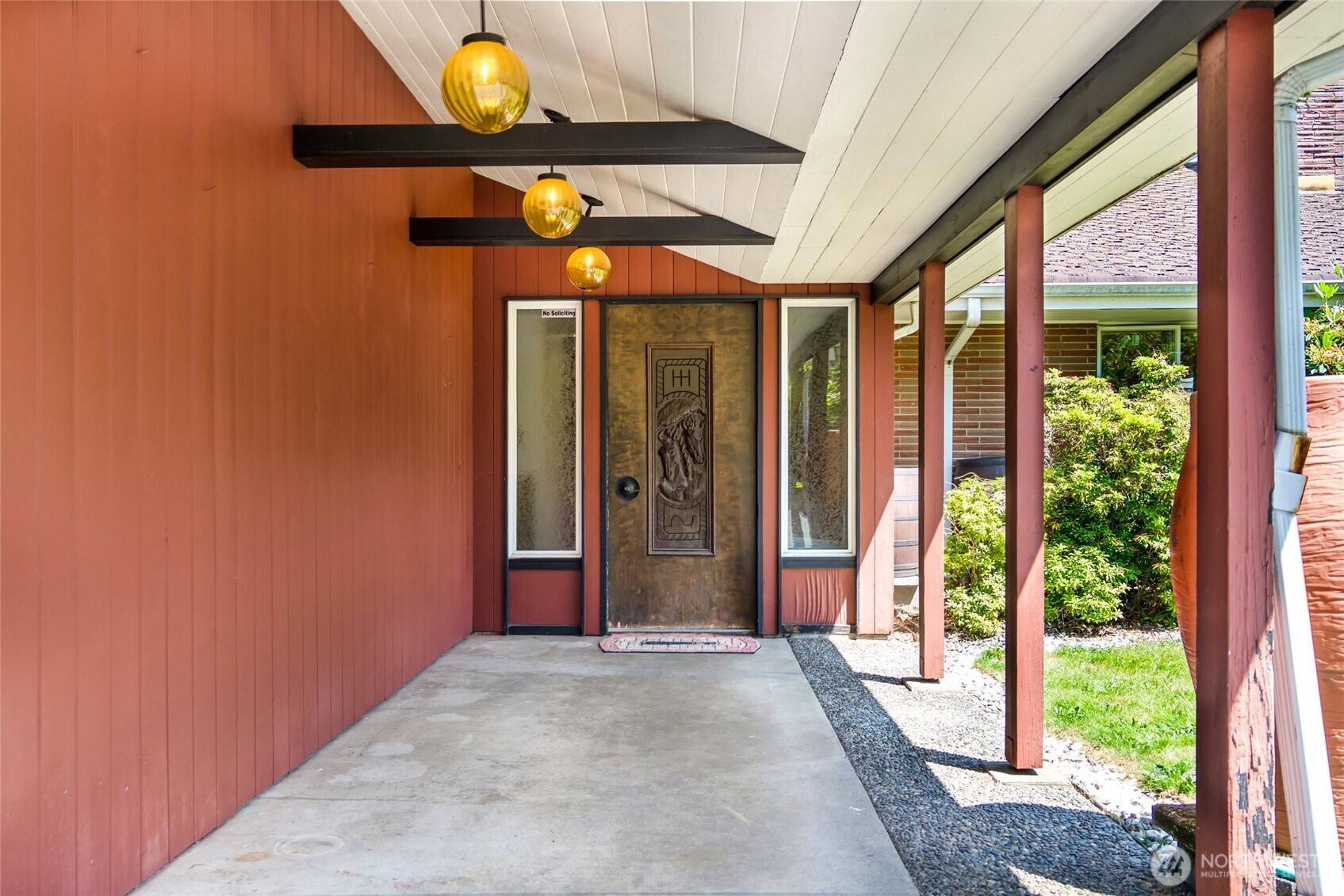 Edmonds, WA 98020,20605 Maplewood DR