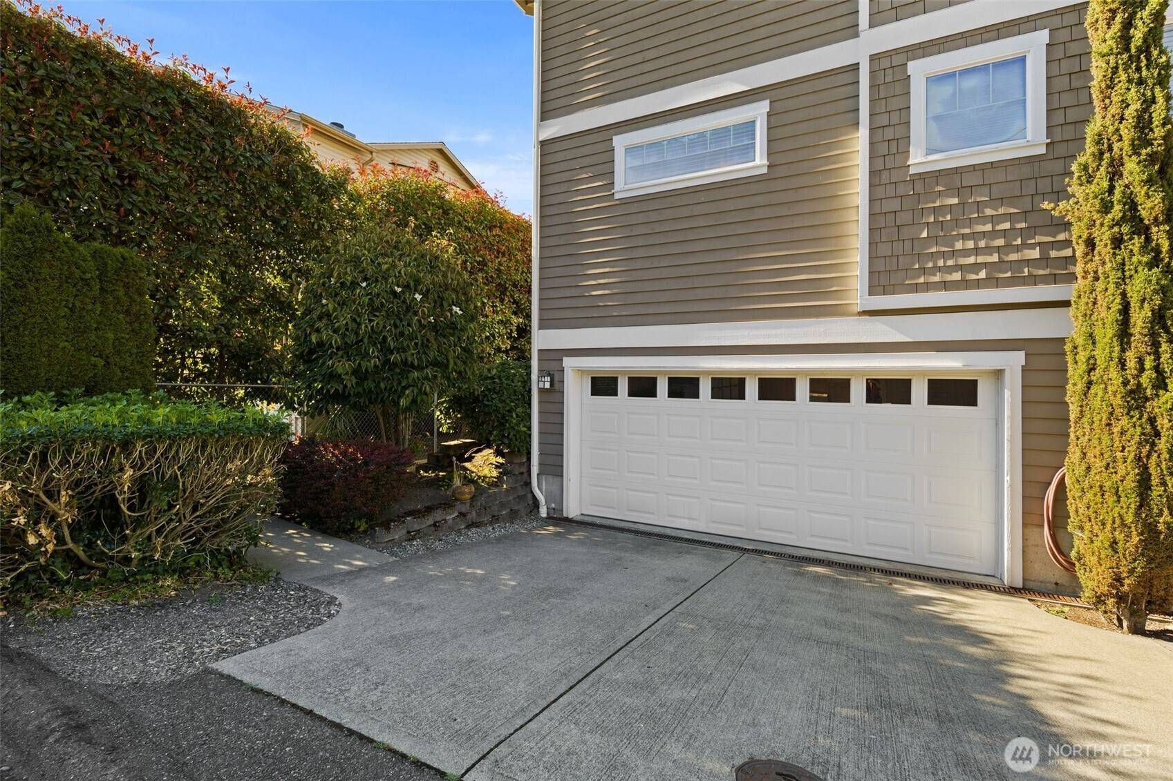 Edmonds, WA 98020,616 Glen ST #101