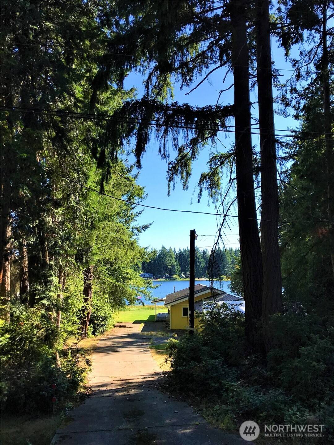Anderson Island, WA 98303,10603 Lakeshore DR