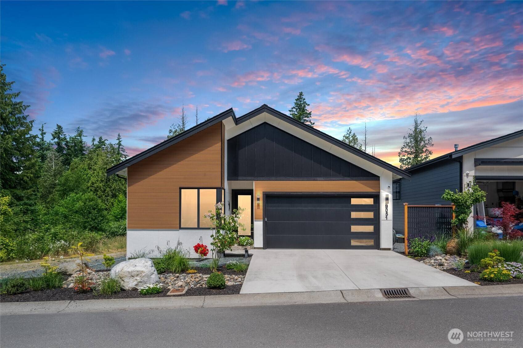 Blaine, WA 98230,9051 Sea Mist LN