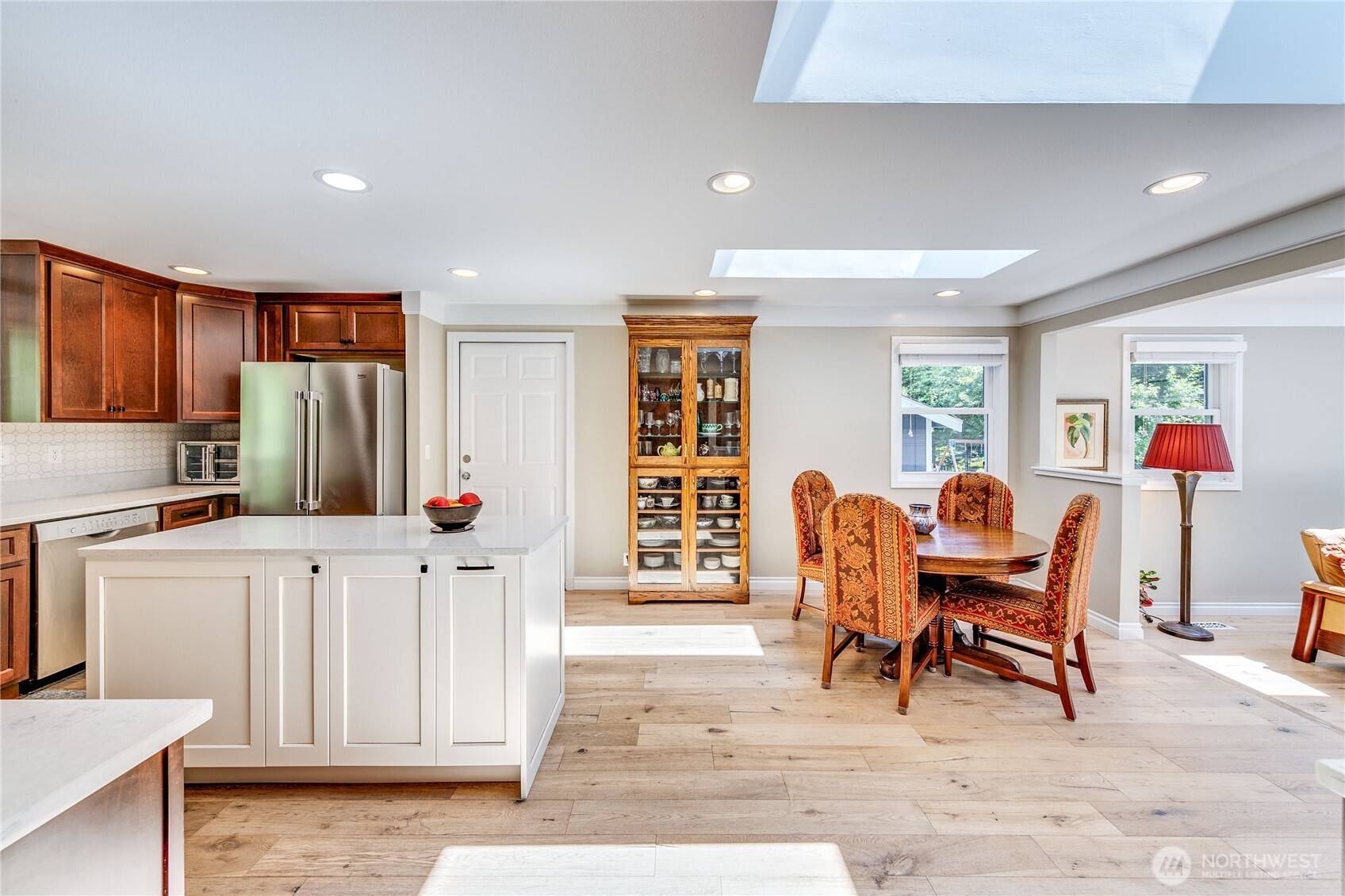 Bainbridge Island, WA 98110,11185 Meadowlark LN NE