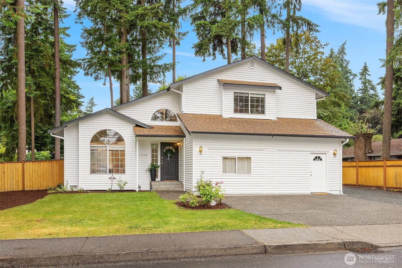 Kirkland, WA 98033,11109 116th AVE NE