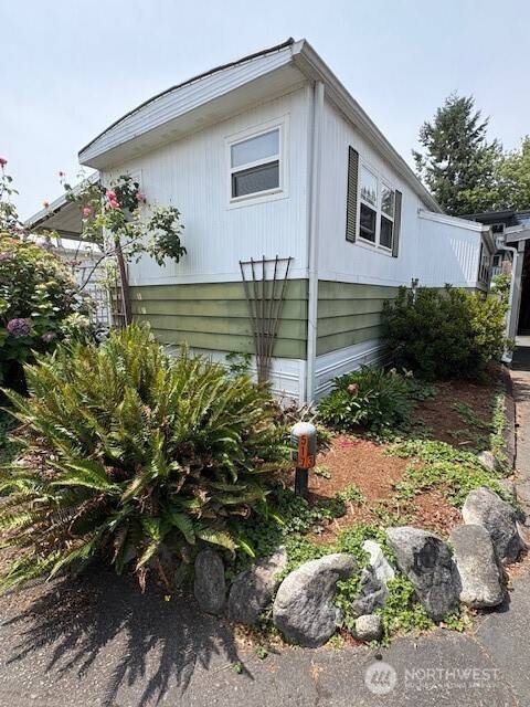 Kenmore, WA 98028,7301 NE 175th ST #114