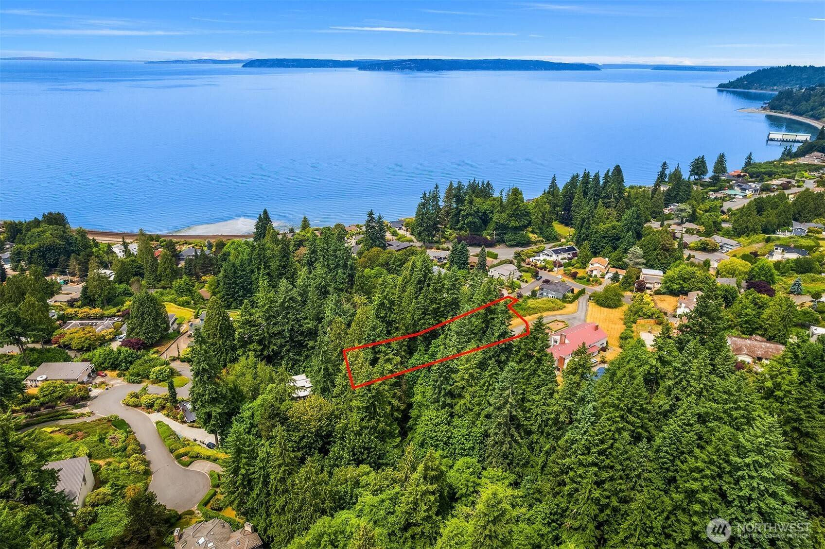 Edmonds, WA 98026,8036 Cyrus PL