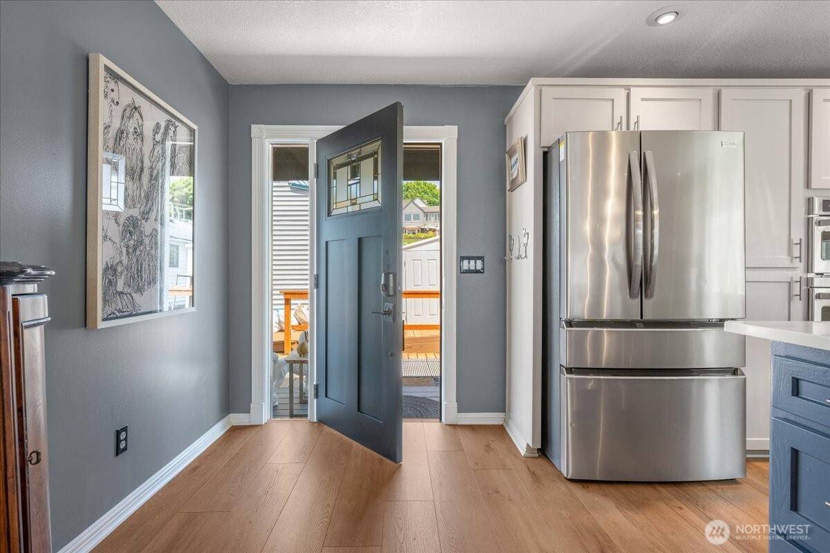 Portland, OR 97217,460 N Tomahawk DR