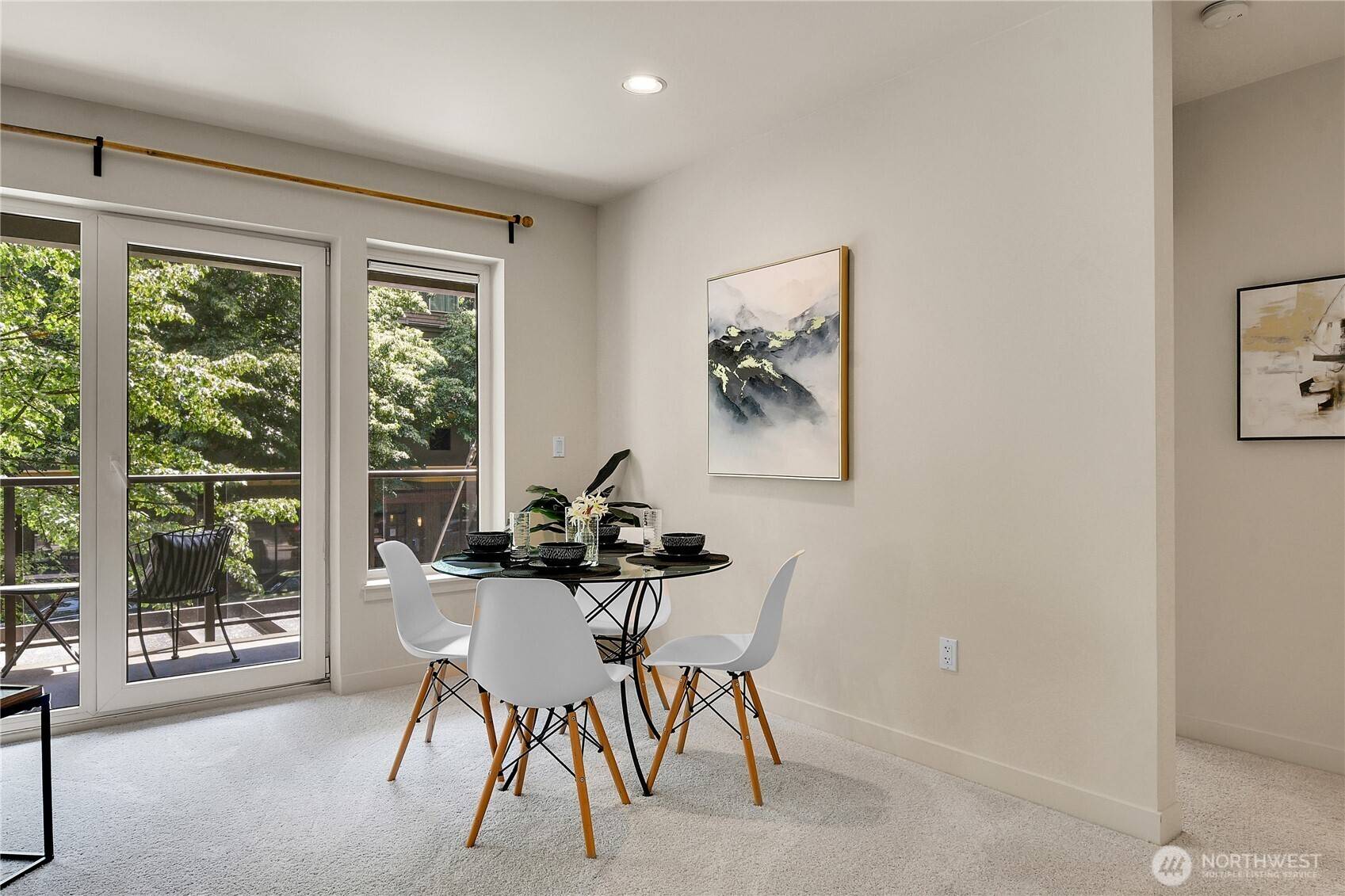 Seattle, WA 98136,5001 California AVE SW #212