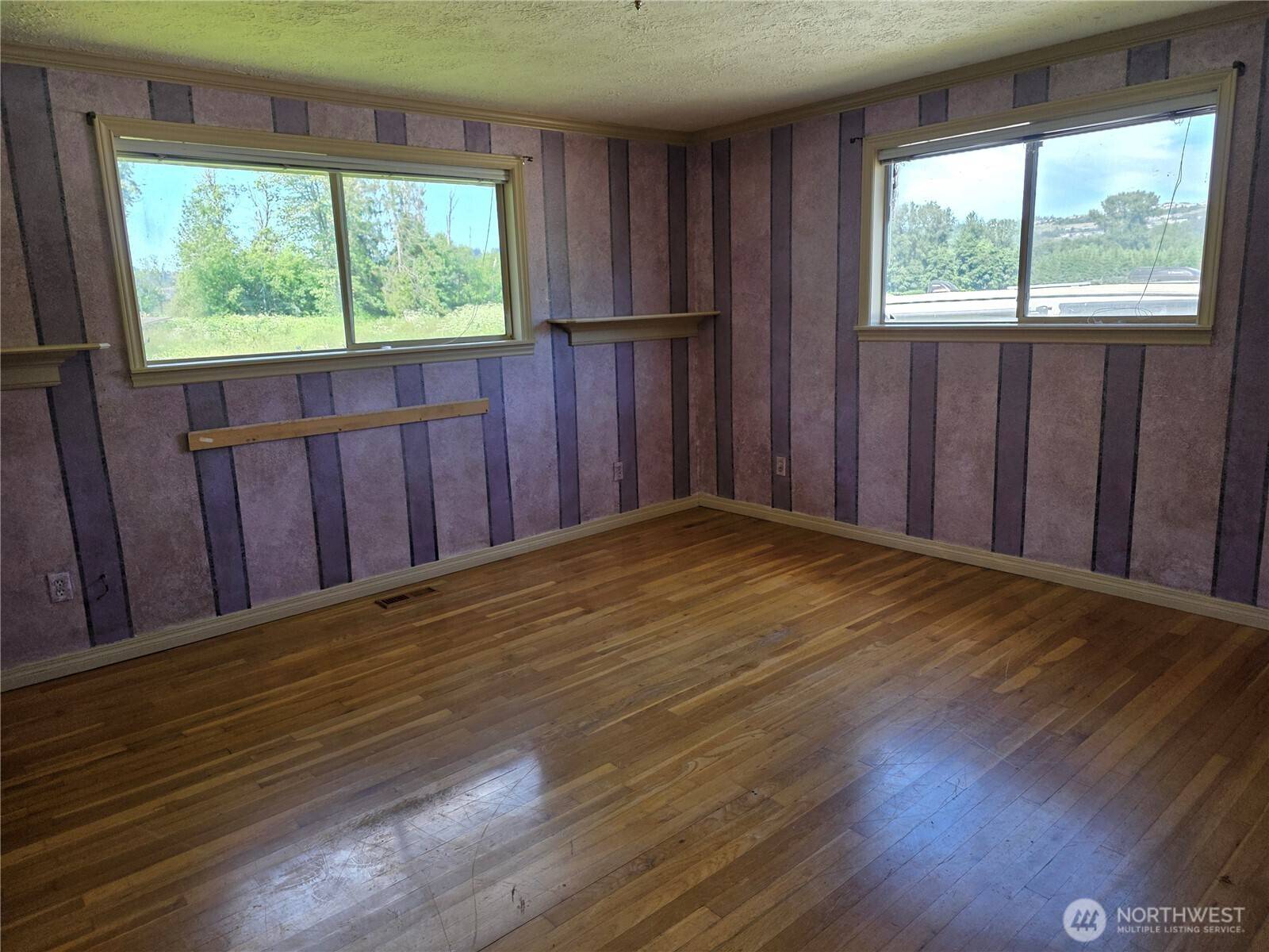 Puyallup, WA 98374,15609 106th ST E
