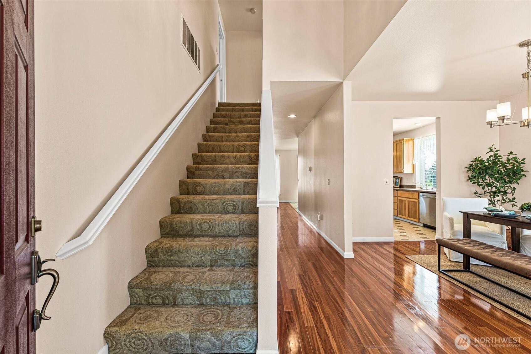 Tacoma, WA 98422,3402 Viewpoint CIR NE