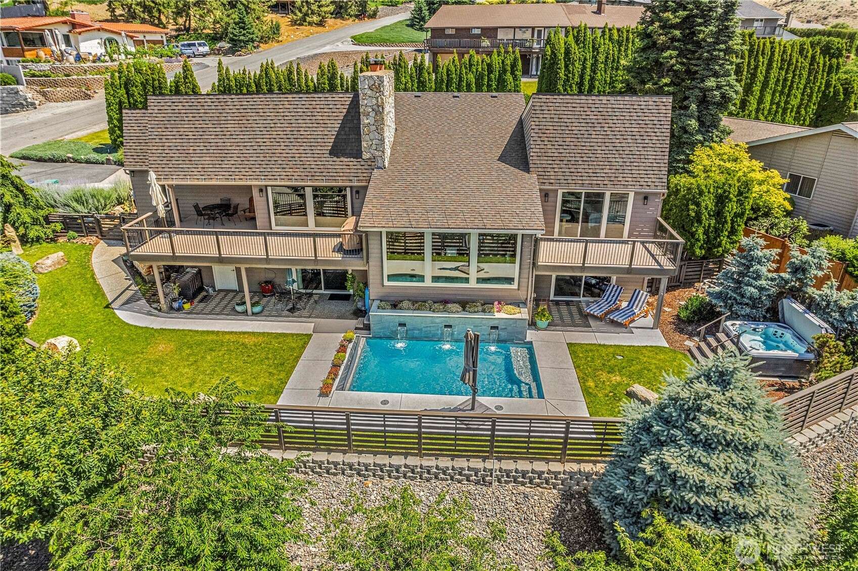 East Wenatchee, WA 98802,701 Vista View PL