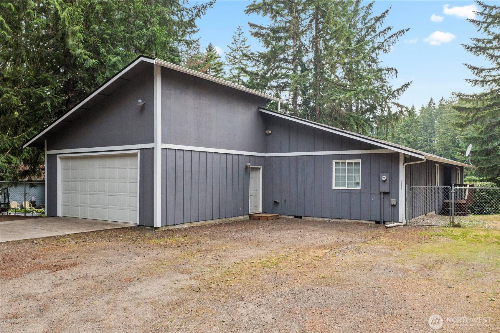 Port Orchard, WA 98367,9910 Fairview Lake RD SW