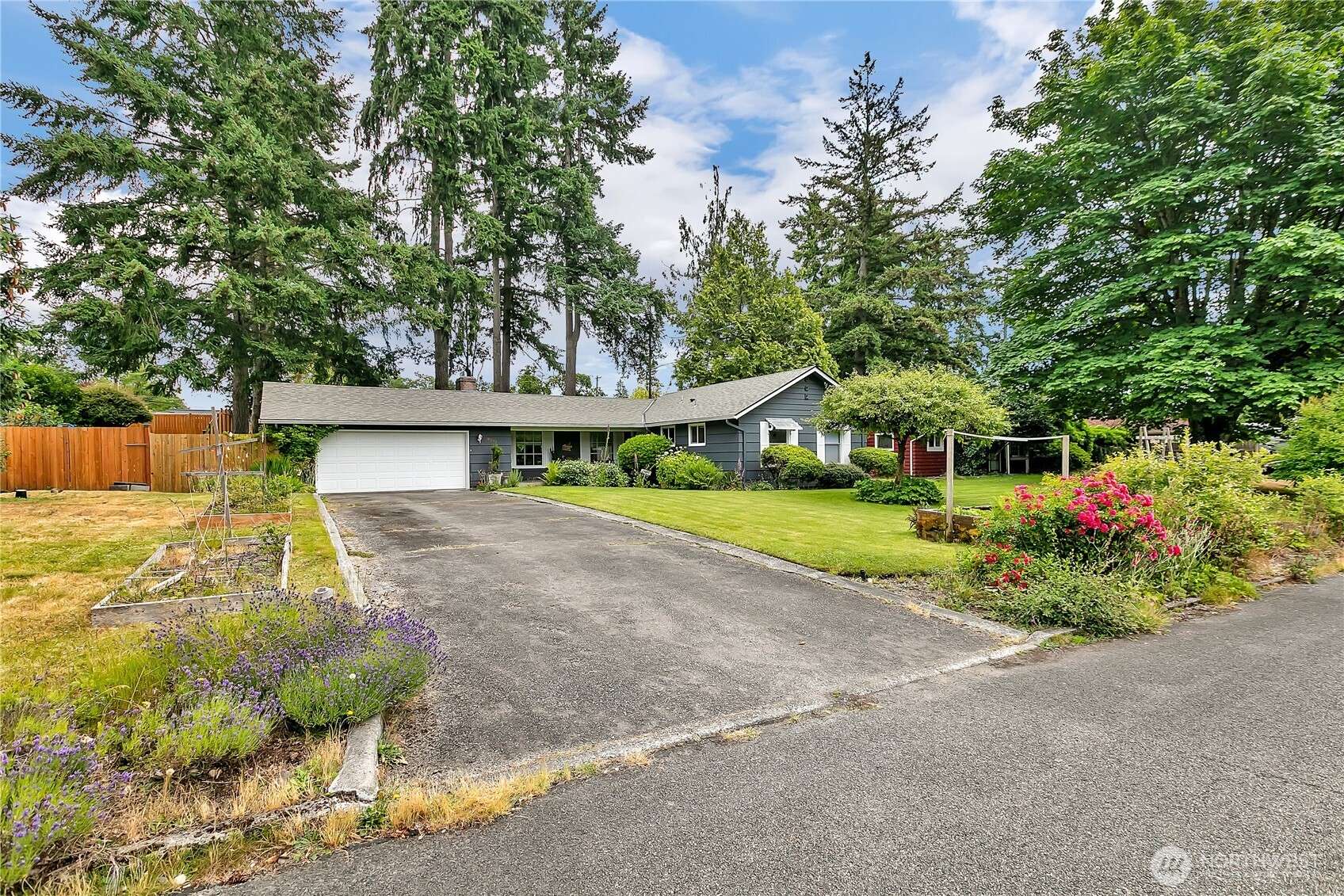 Lakewood, WA 98499,9511 Maple AVE SW