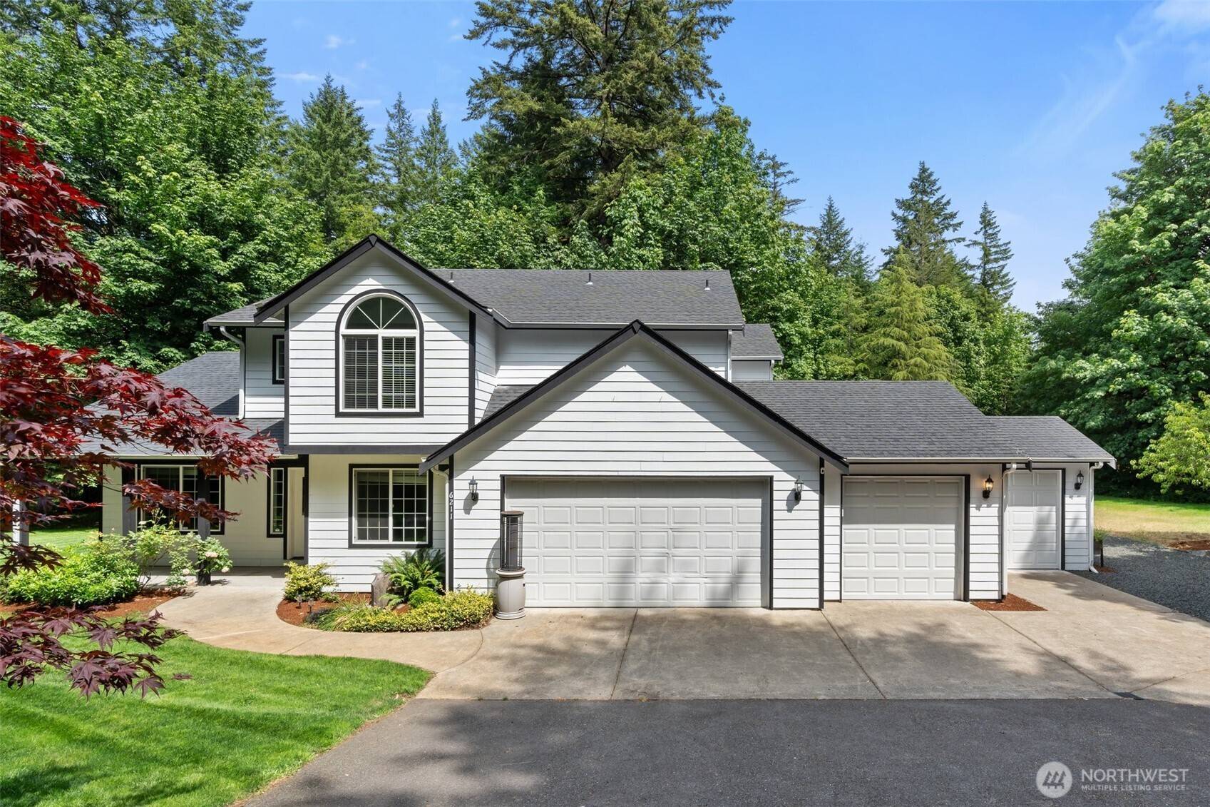 Olympia, WA 98512,6211 18th AVE SW