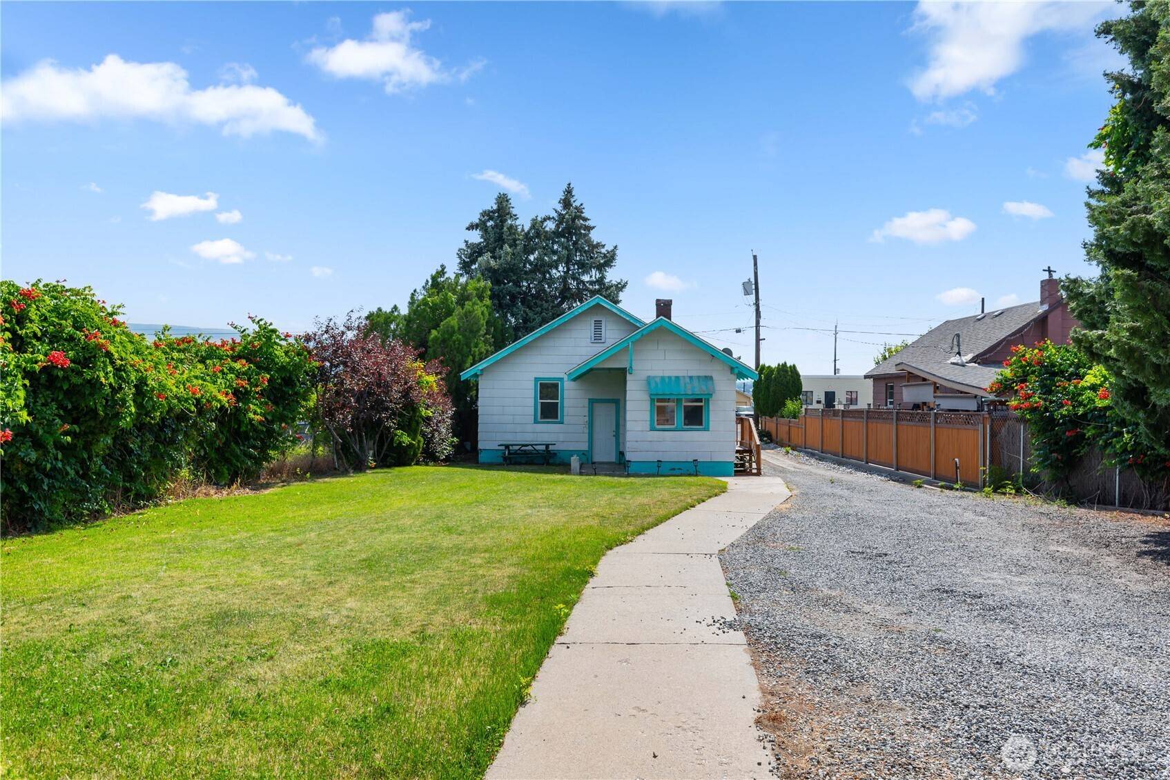 Wenatchee, WA 98801,1004 S Chelan Ave