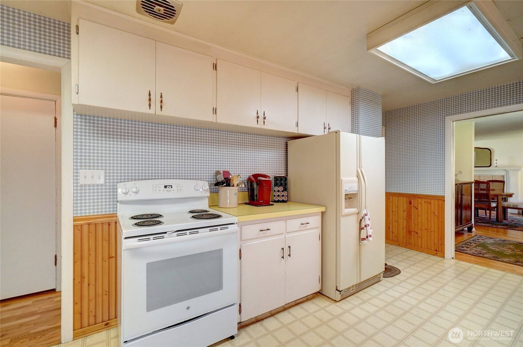 Spanaway, WA 98387,16006 Spanaway Loop RD S