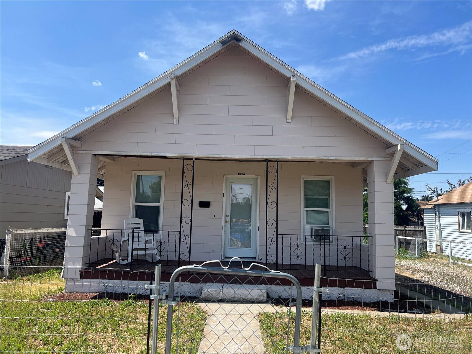 Ritzville, WA 99169,207 E 8th AVE