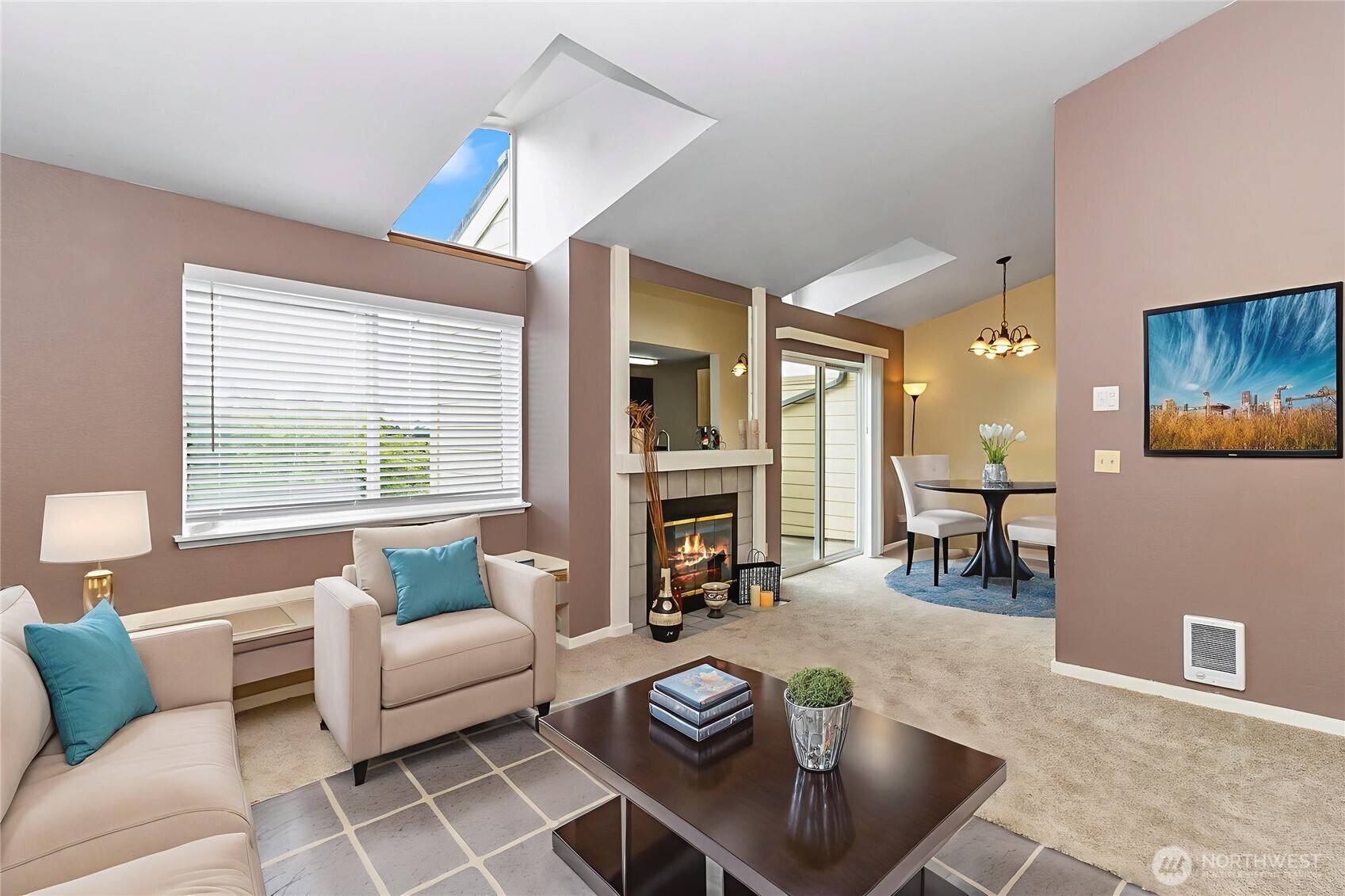 Bellevue, WA 98006,13021 SE 38th ST #C6