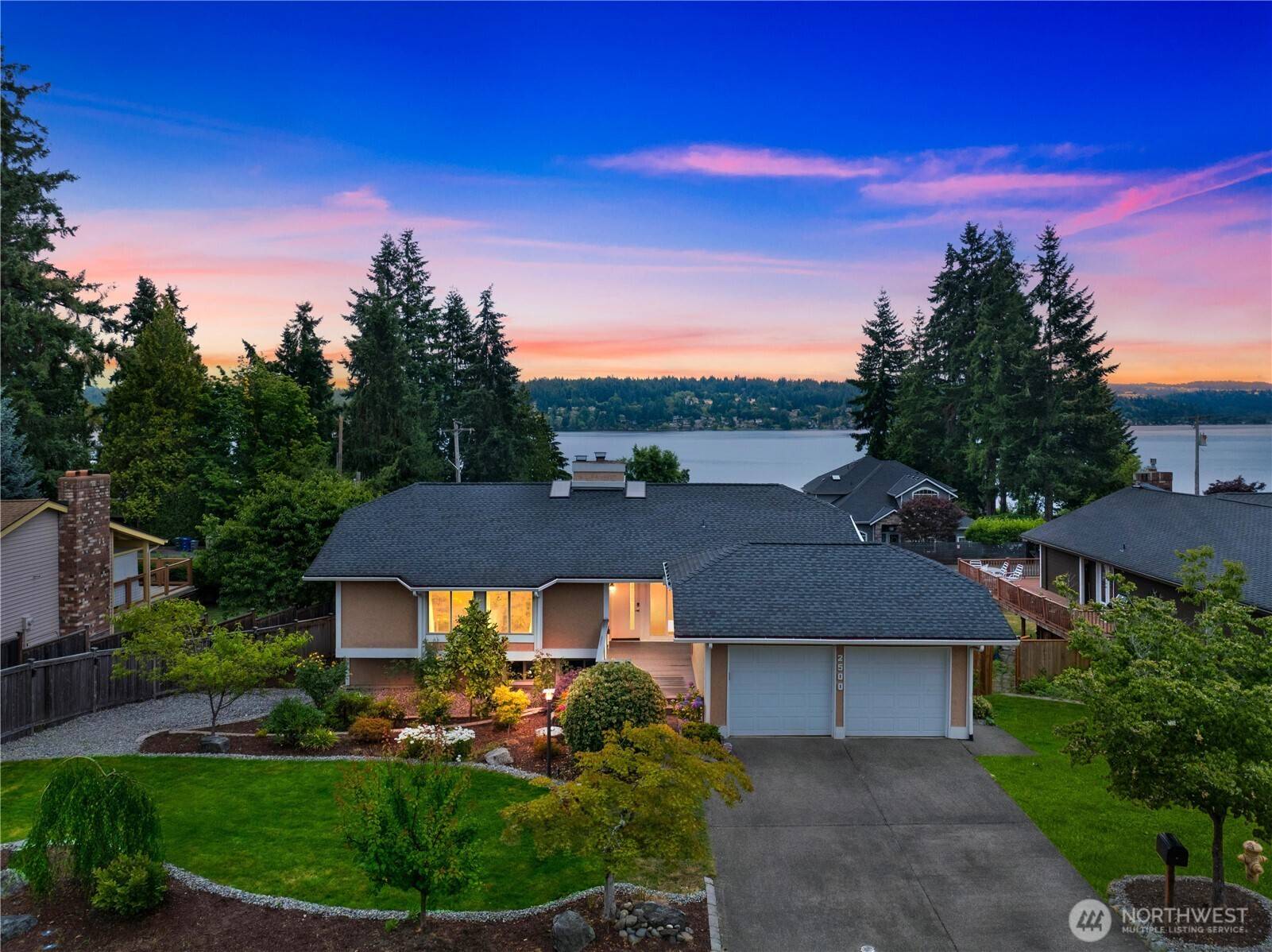 Bellevue, WA 98008,2500 171st Ave S.E.