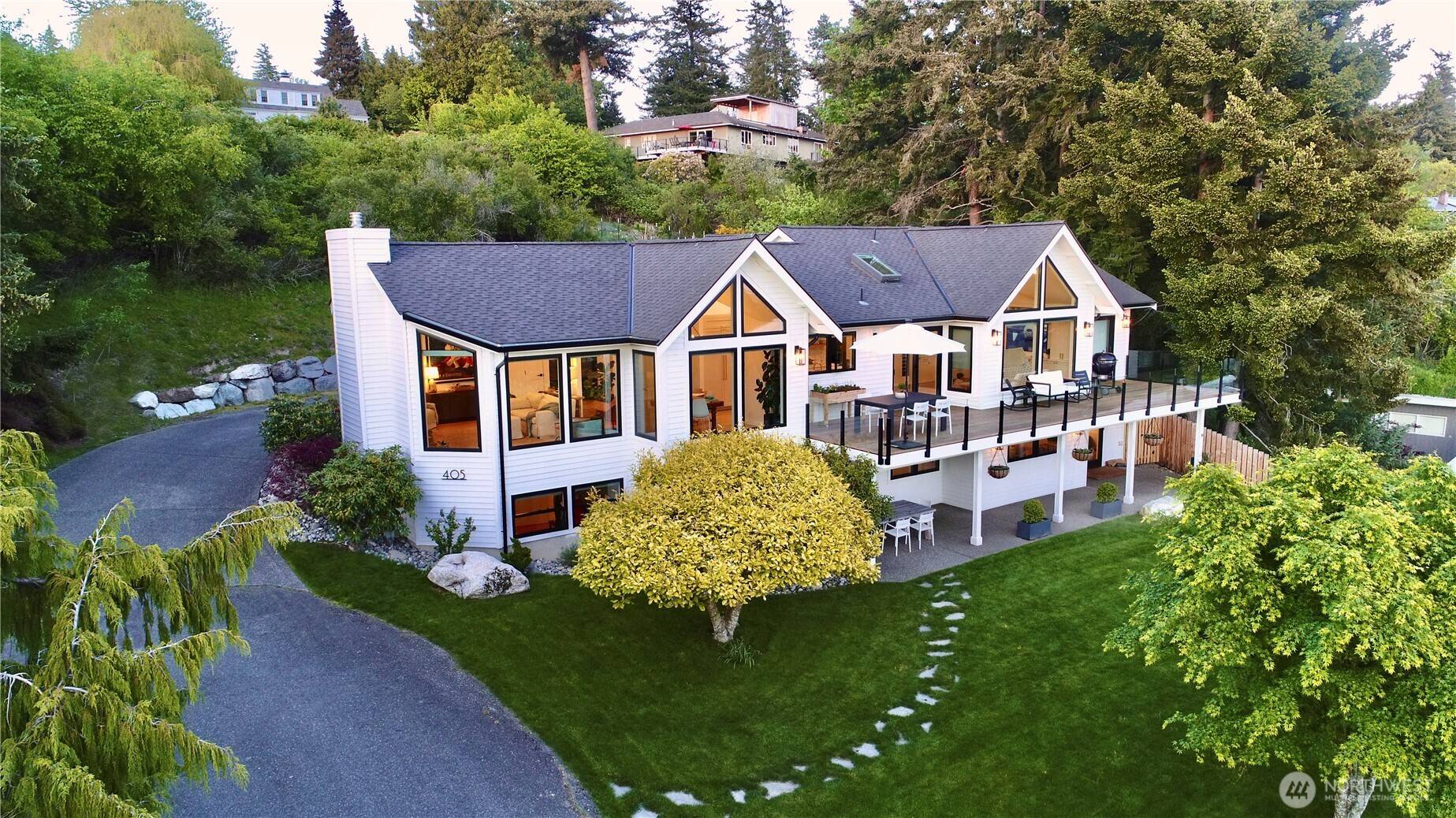 Bellingham, WA 98225,405 Bayside RD