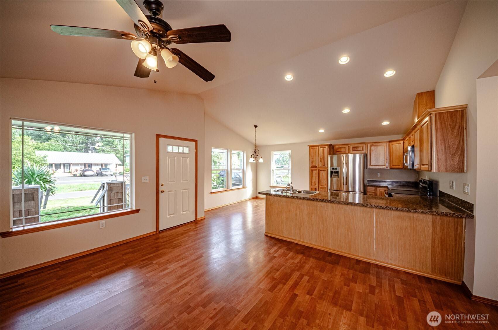 Ocean Shores, WA 98569,167 Polaris BLVD SW