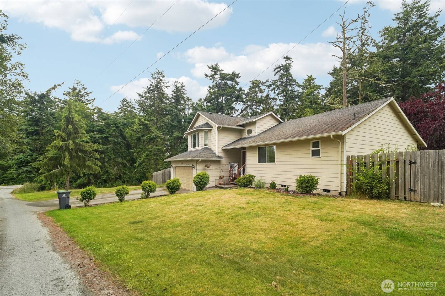Oak Harbor, WA 98277,2208 Legato DR