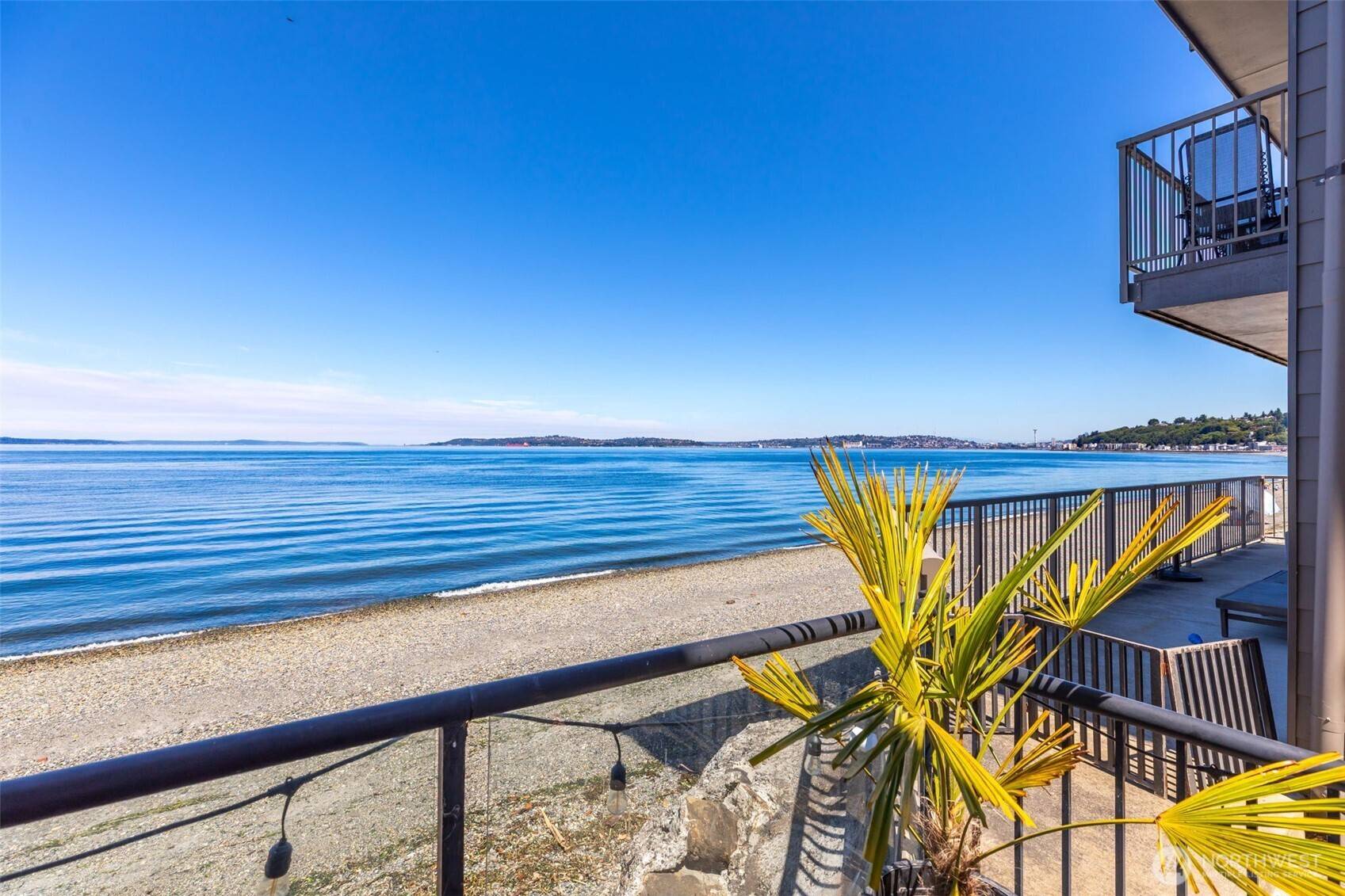 Seattle, WA 98116,3007 Alki AVE SW