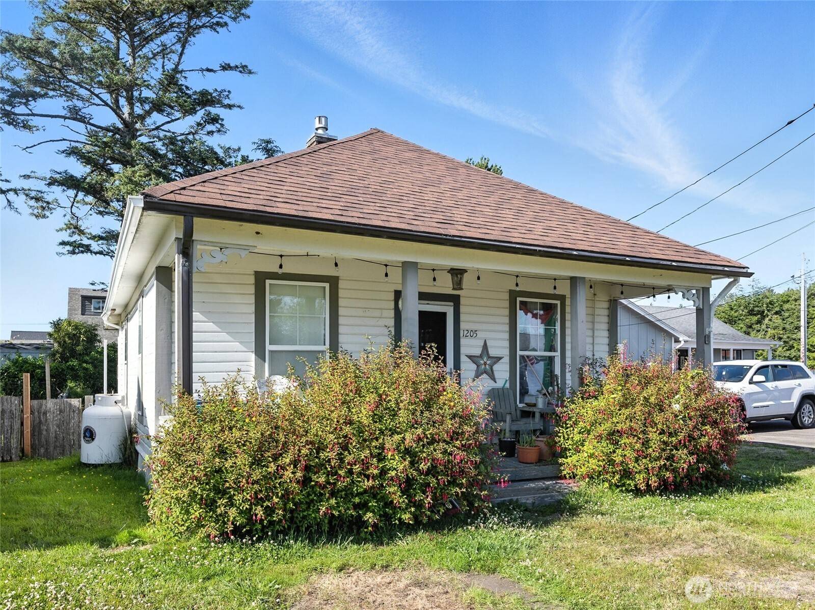 Seaview, WA 98644,1205 49th ST