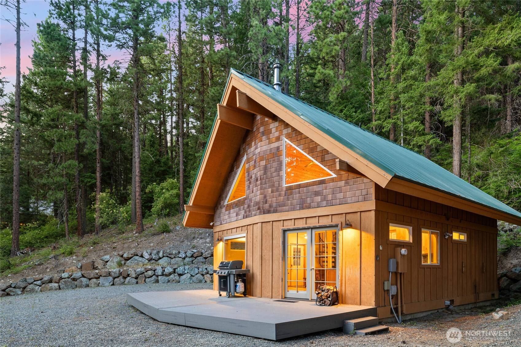 Ronald, WA 98940,118 Jolly Mountain DR
