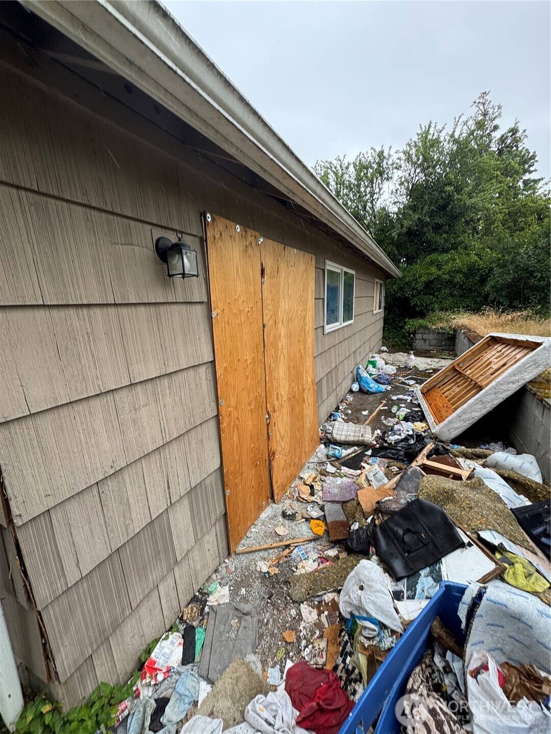 Tacoma, WA 98418,3239 S Thompson