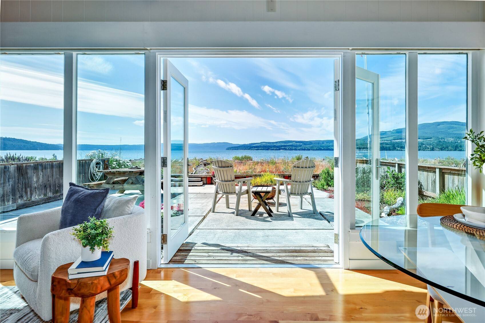 Port Townsend, WA 98368,1060 Beckett Point RD