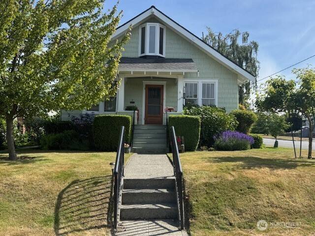 Anacortes, WA 98221,1319 8th ST