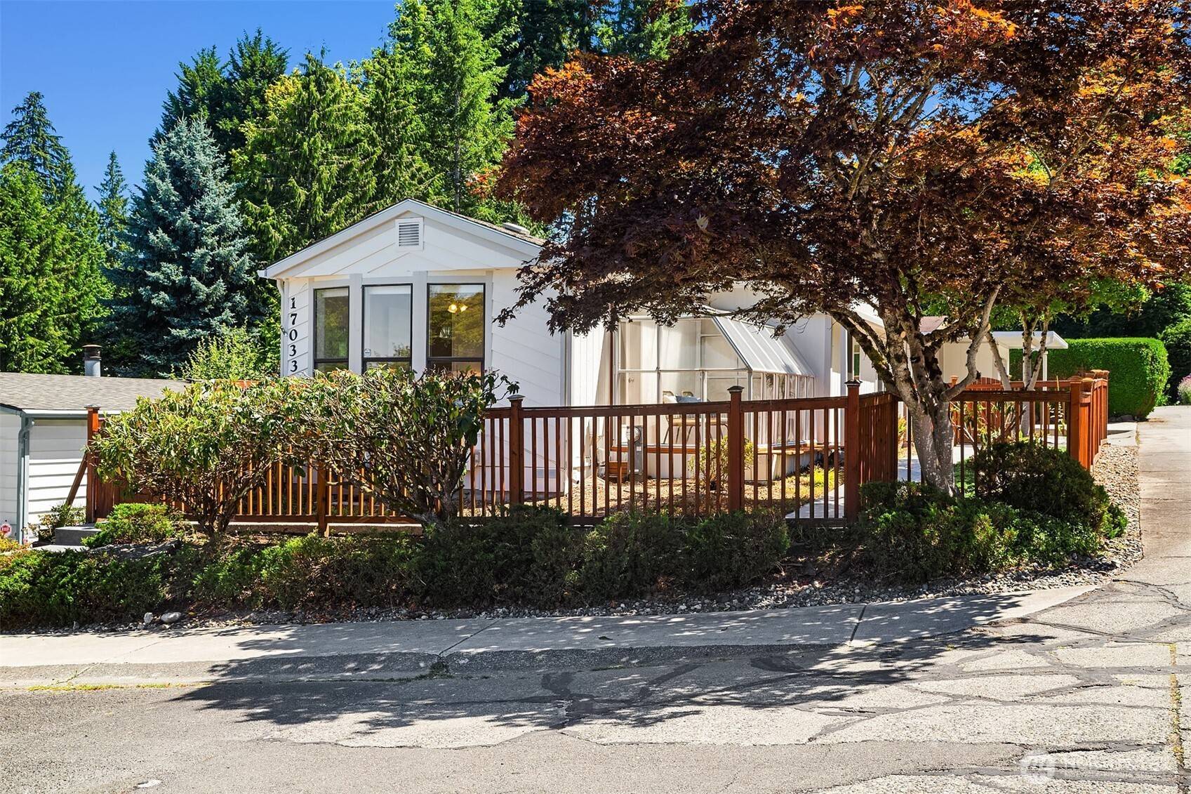 Bothell, WA 98011,17033 Woodcrest DR NE