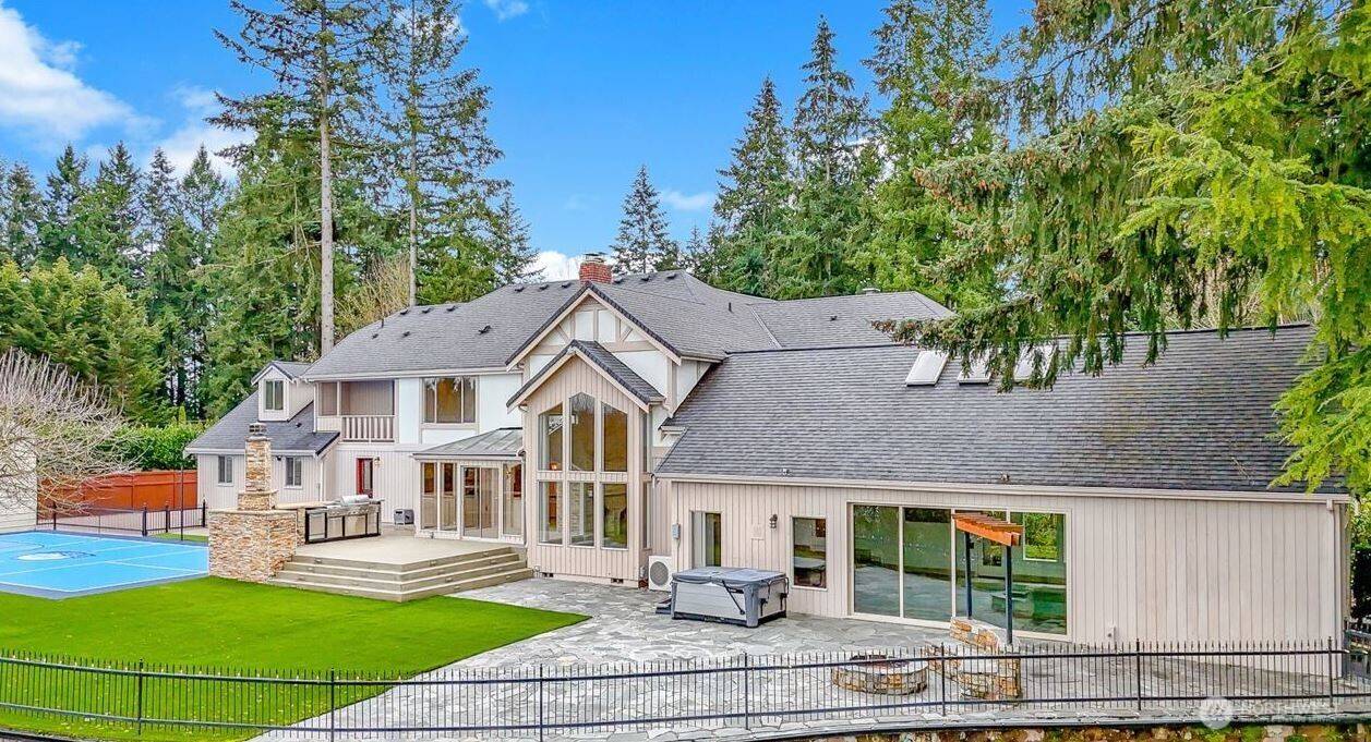 Auburn, WA 98001,412 Hi Crest DR