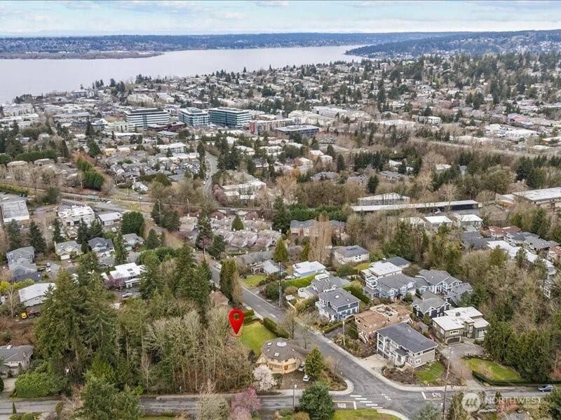 Kirkland, WA 98033,1209 Kirkland AVE