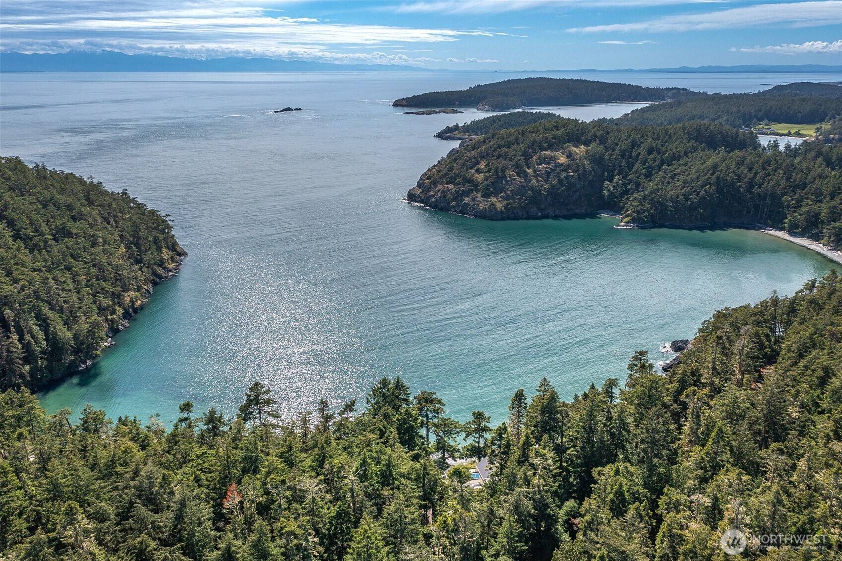 Lopez Island, WA 98261,Address not disclosed