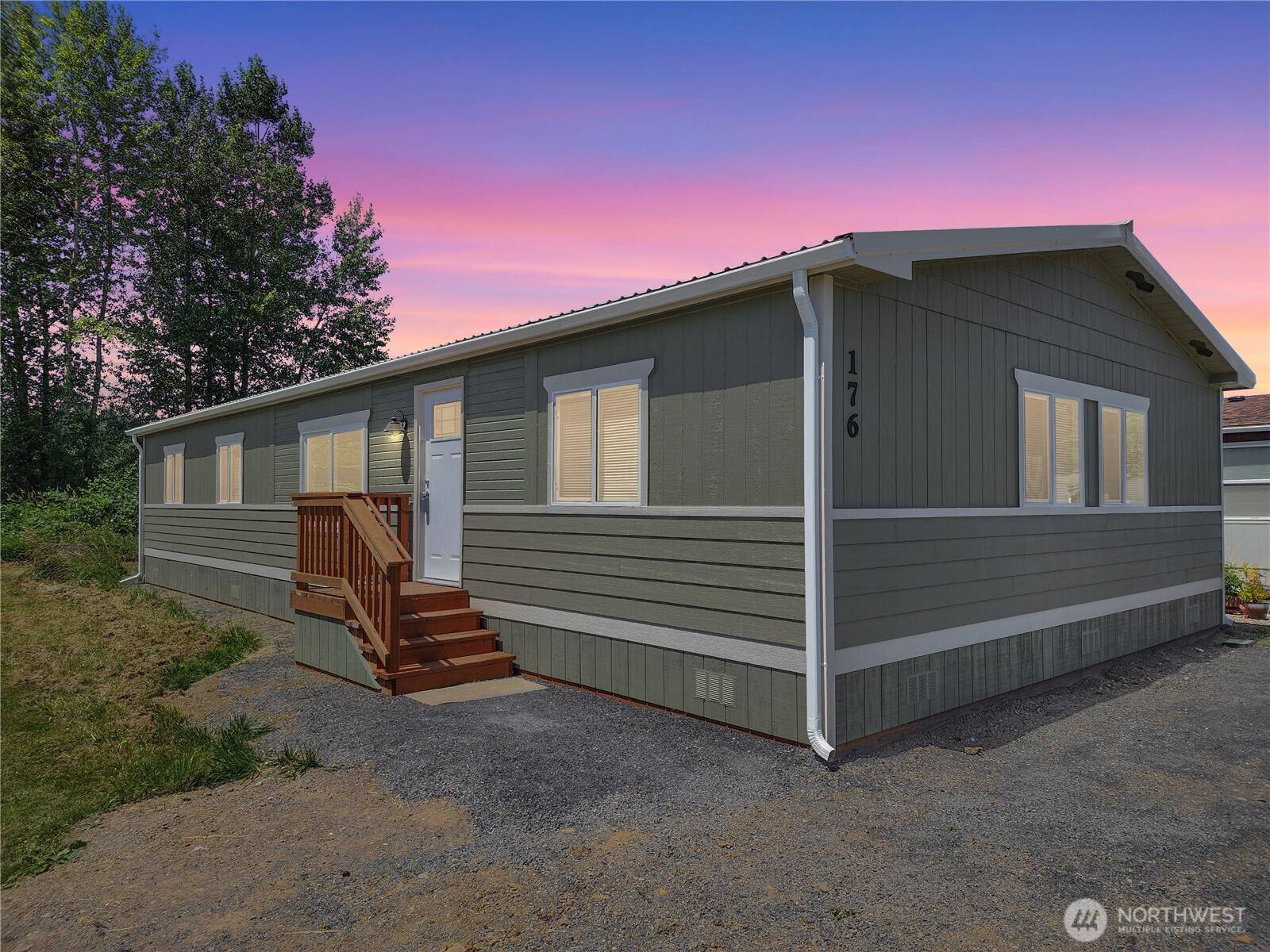 Centralia, WA 98531,176 Nix LN