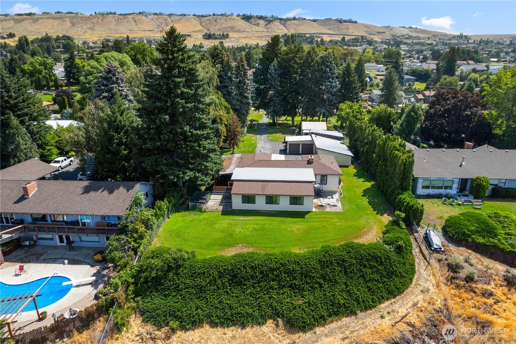 East Wenatchee, WA 98802,2434 NW Alan AVE