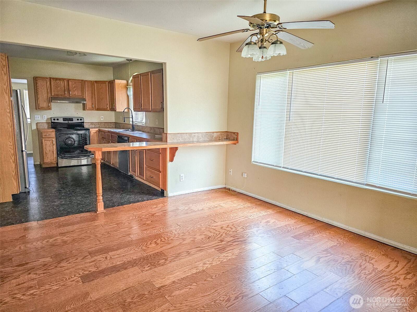 Aberdeen, WA 98520,1402 W Market ST