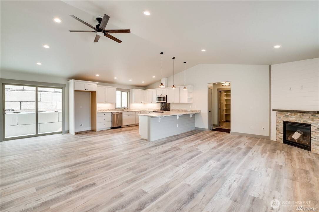 Entiat, WA 98822,9978 Saska WAY