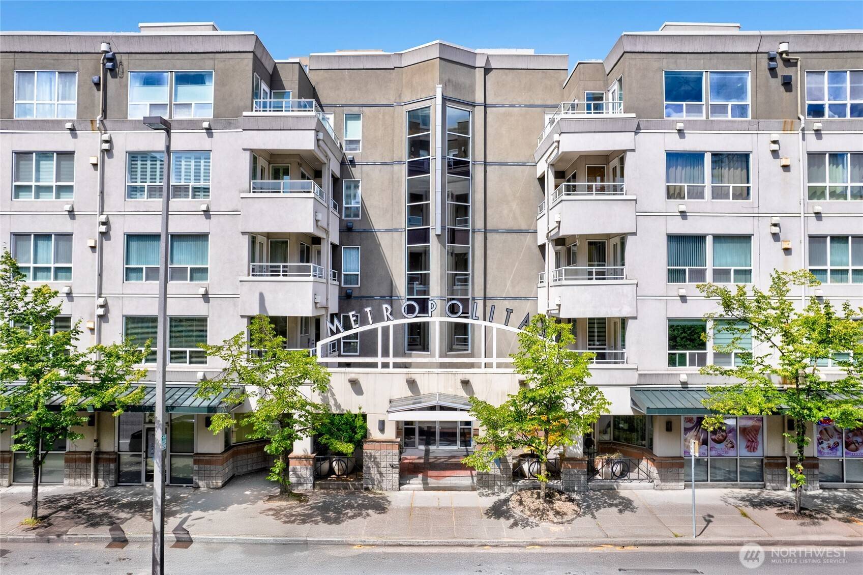 Bellevue, WA 98004,925 110th AVE NE #406