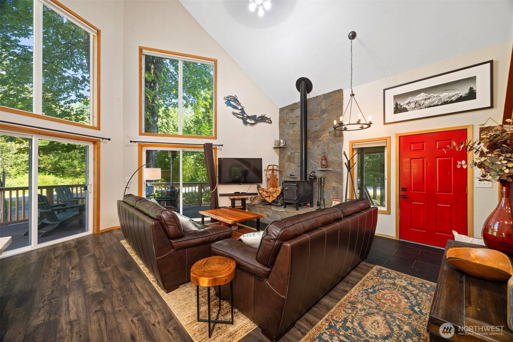 Deming, WA 98244,7561 Olsen DR