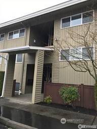 Kirkland, WA 98033,725 9th AVE S #108