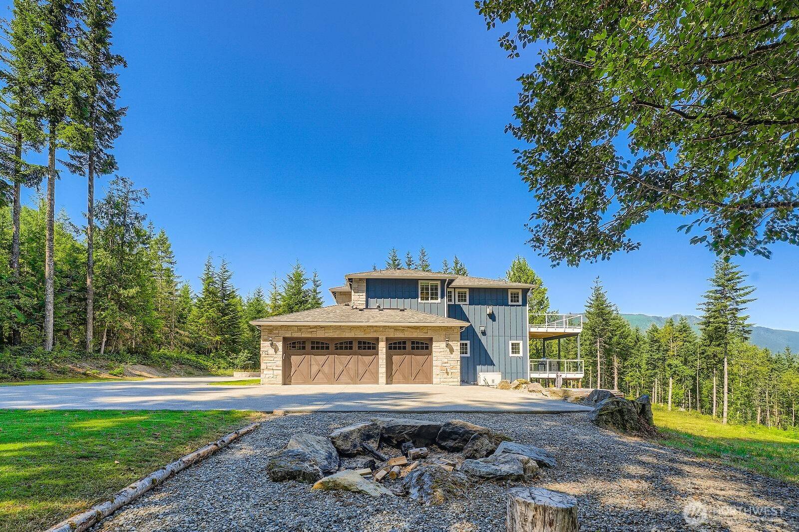 North Bend, WA 98045,44250 SE Edgewick RD
