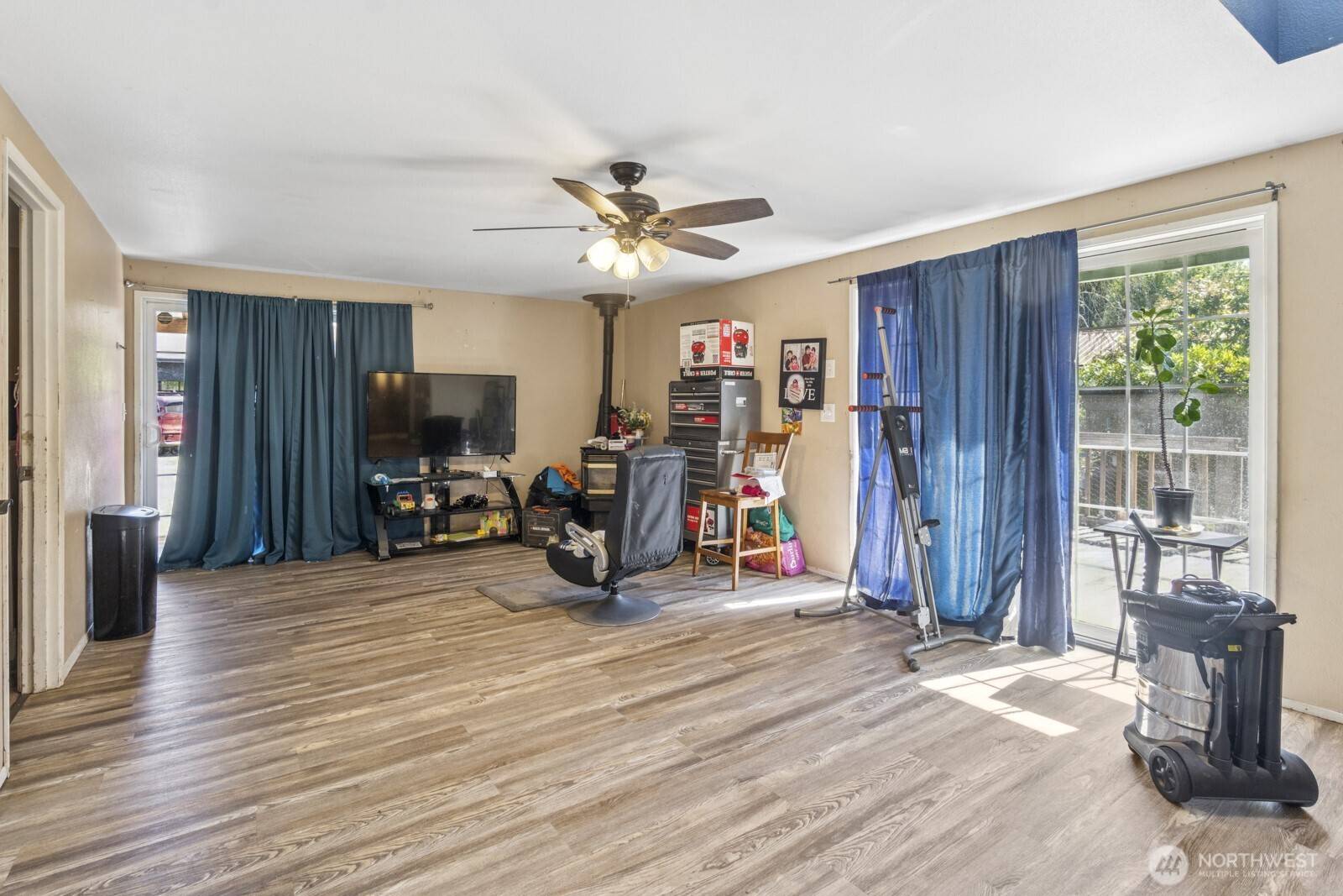Mossyrock, WA 98564,212 Hope ST