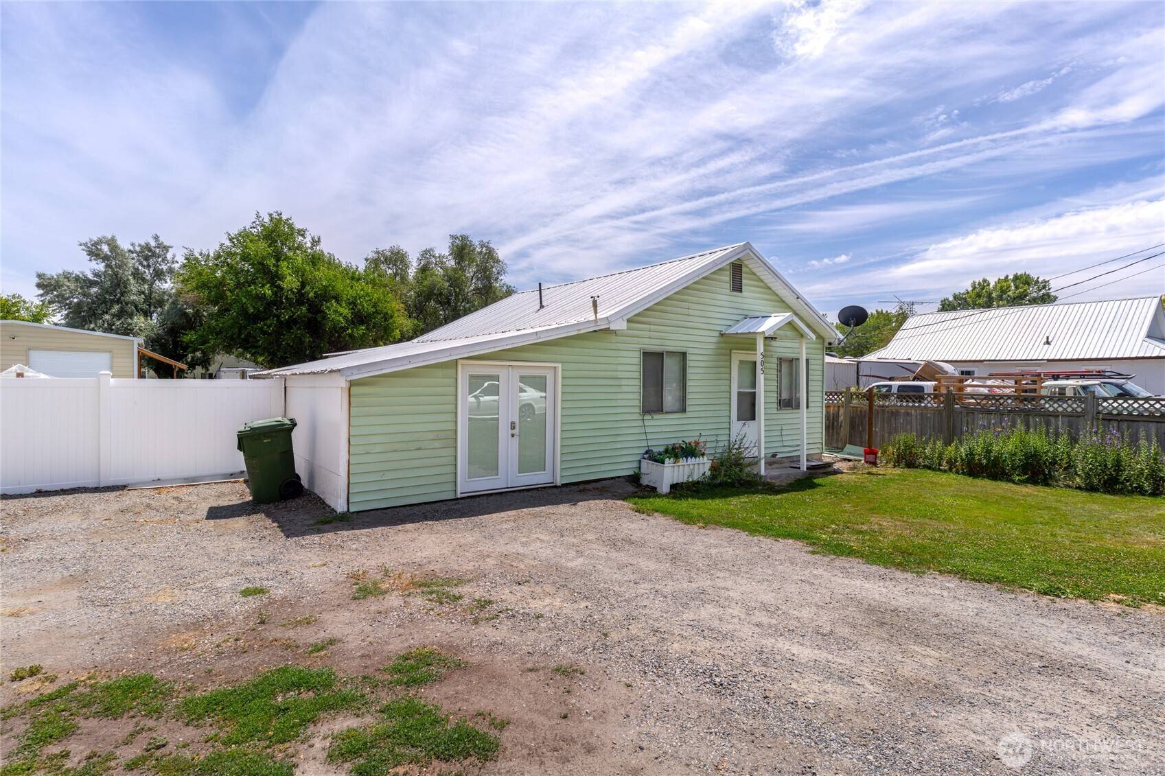 Omak, WA 98841,505 Jasmine ST